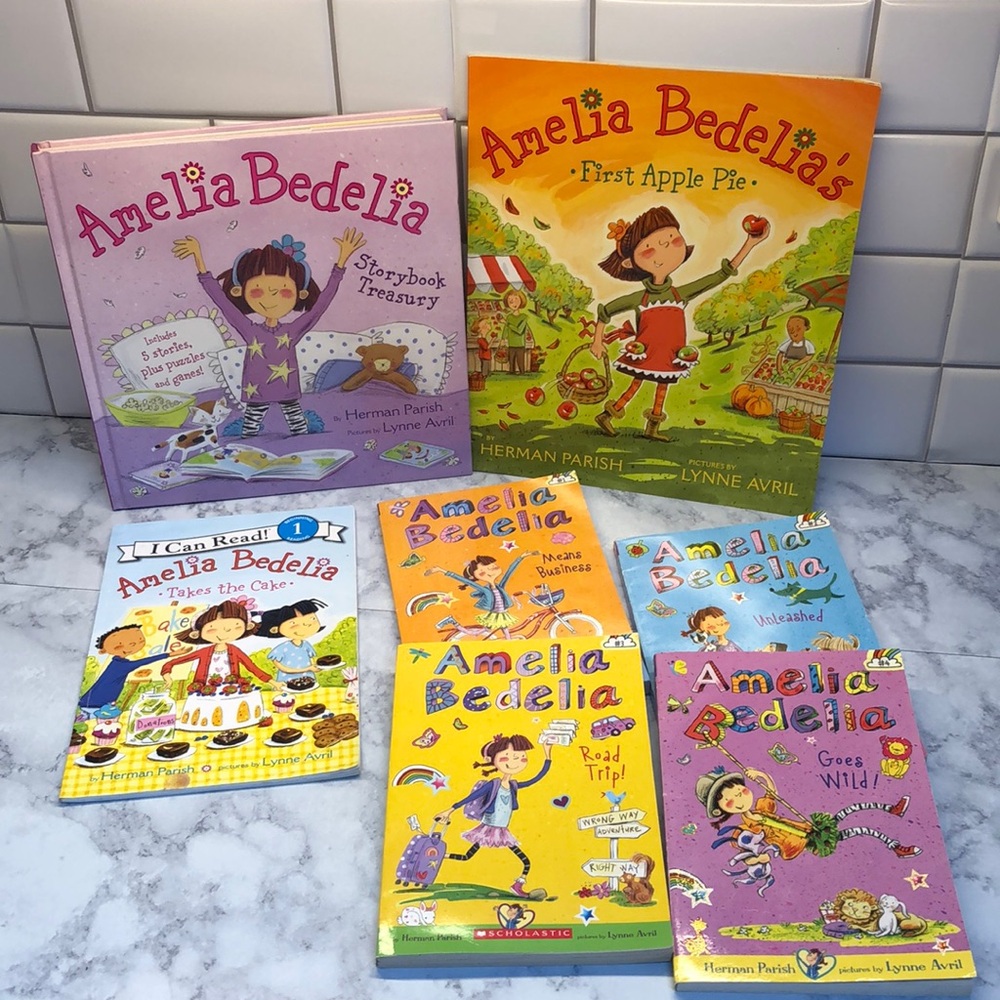 Amelia Bedelia  11 books in All!